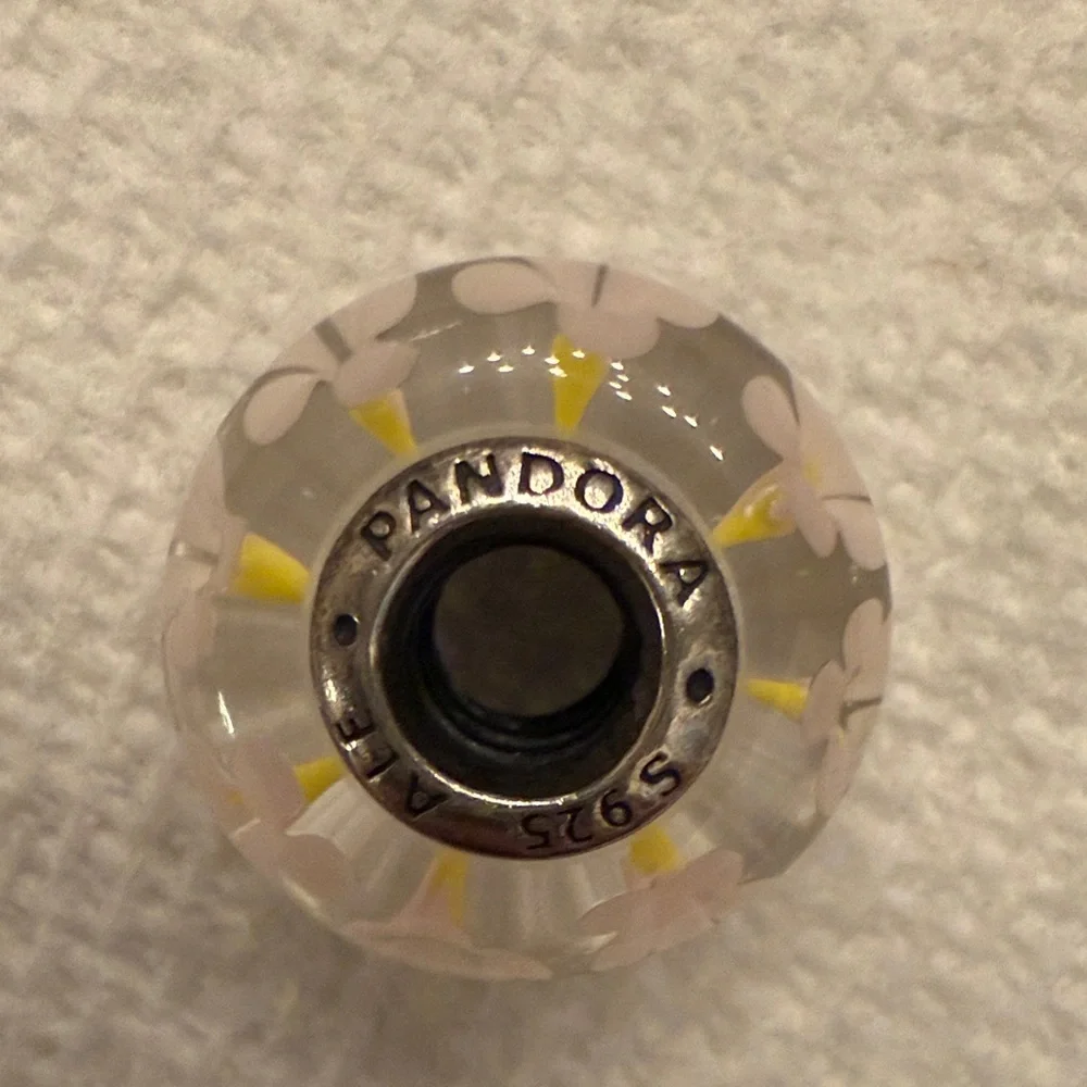 Pandora Gorgeous Murano Flower Charm